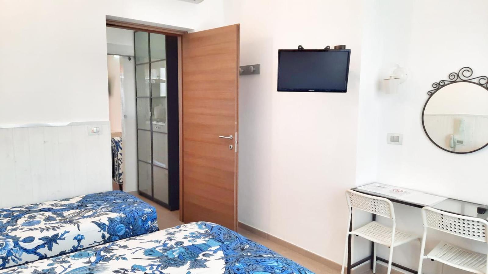 Residence Argentina R.T.A. Spotorno Phòng bức ảnh
