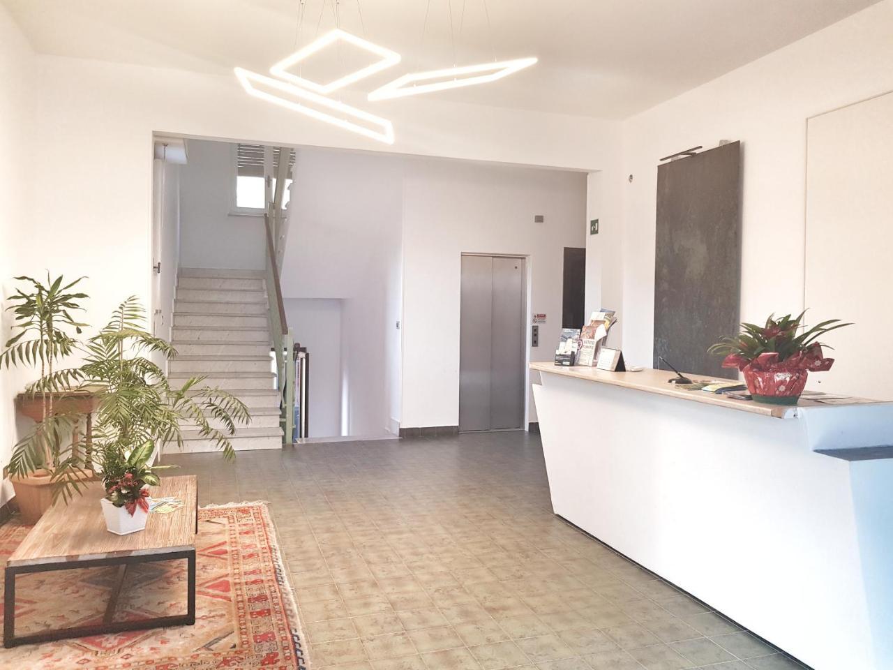 Residence Argentina R.T.A. Spotorno Ngoại thất bức ảnh